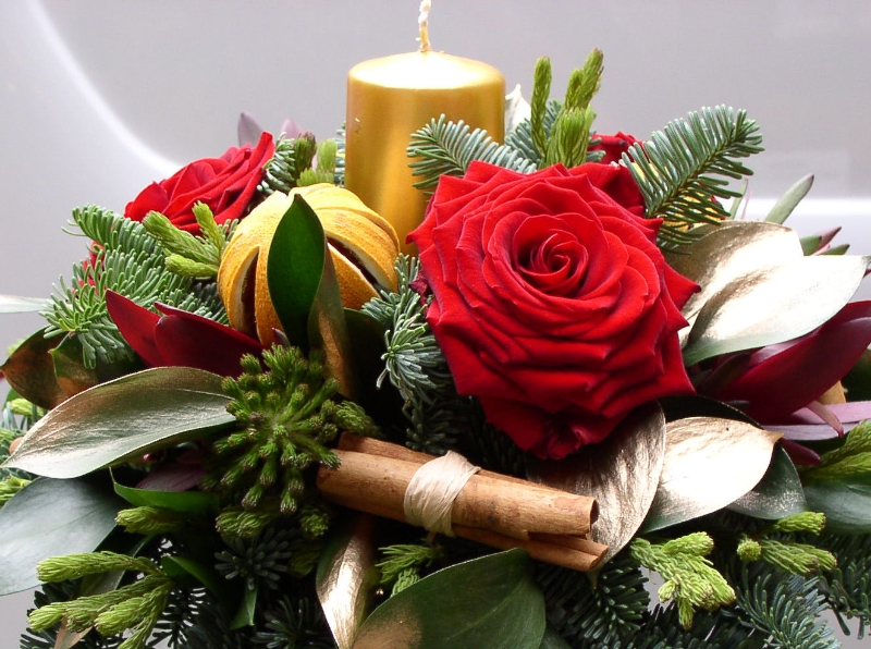 Christmas Table Arrangement